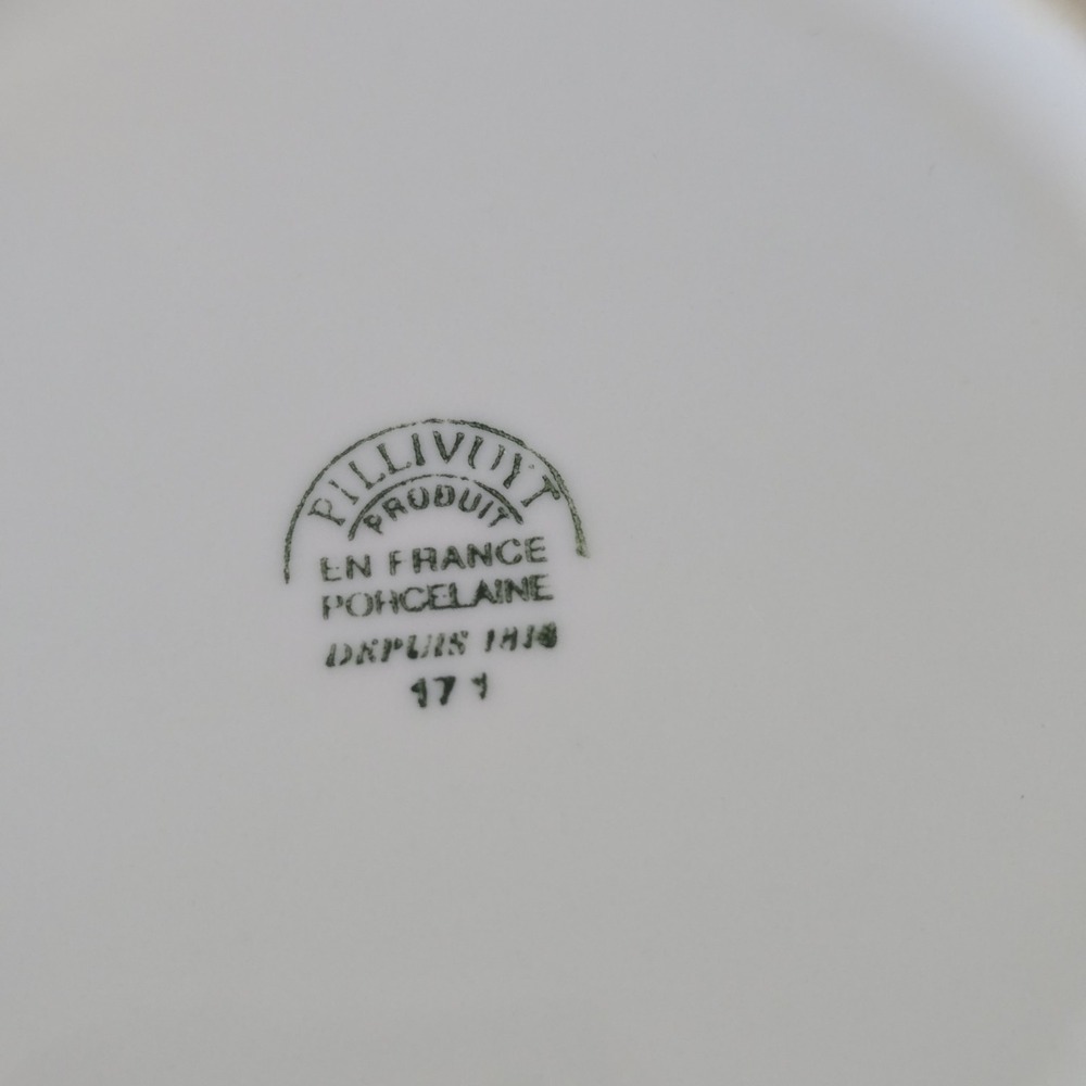 Williams Sonoma Pillivuyt Perle White Porcelain 4 Cups & 4 Saucers Small Plates - Picture 14 of 16